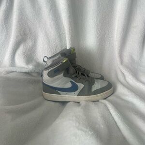 Nike Kids High-Top Sneakers - Gray and Blue